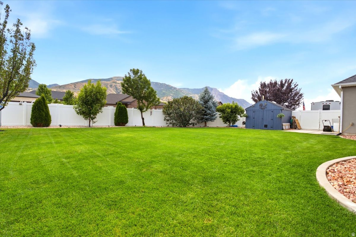 ORCHARD CREEK - Residential