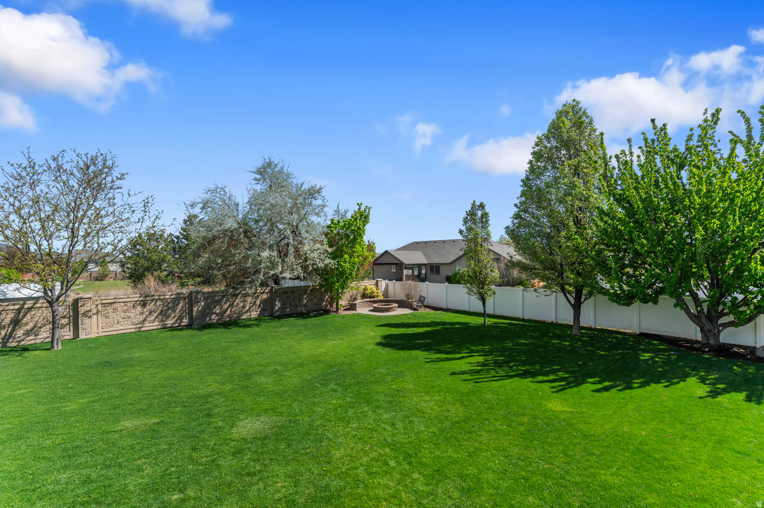 ASHBY ESATES - Residential