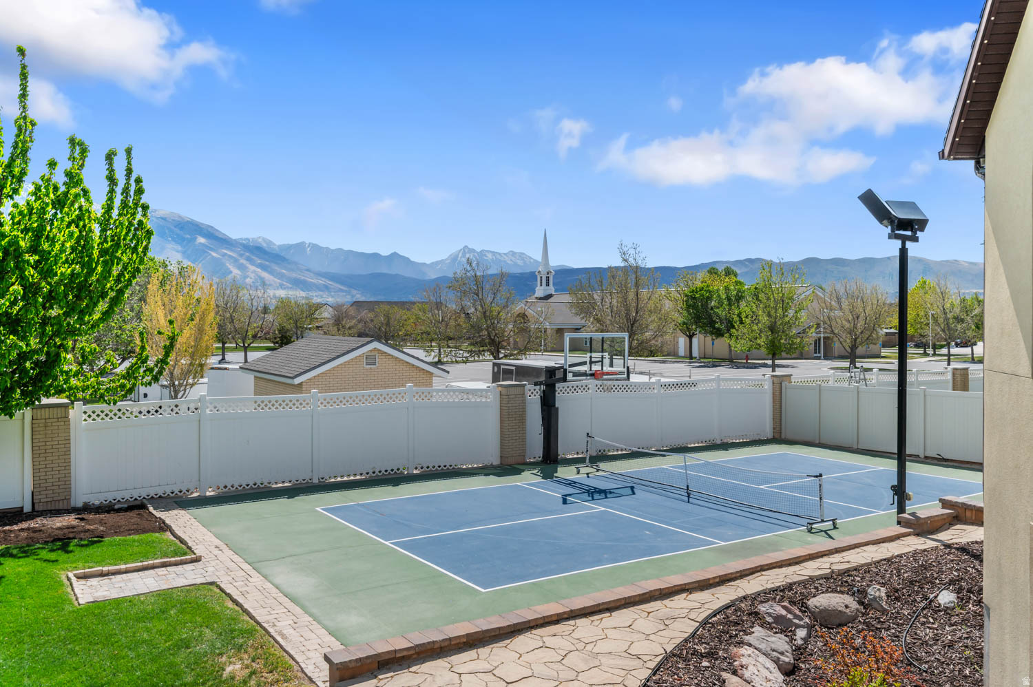 ASHBY ESATES - Residential