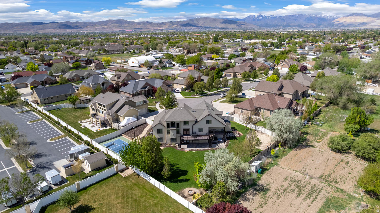 ASHBY ESATES - Residential
