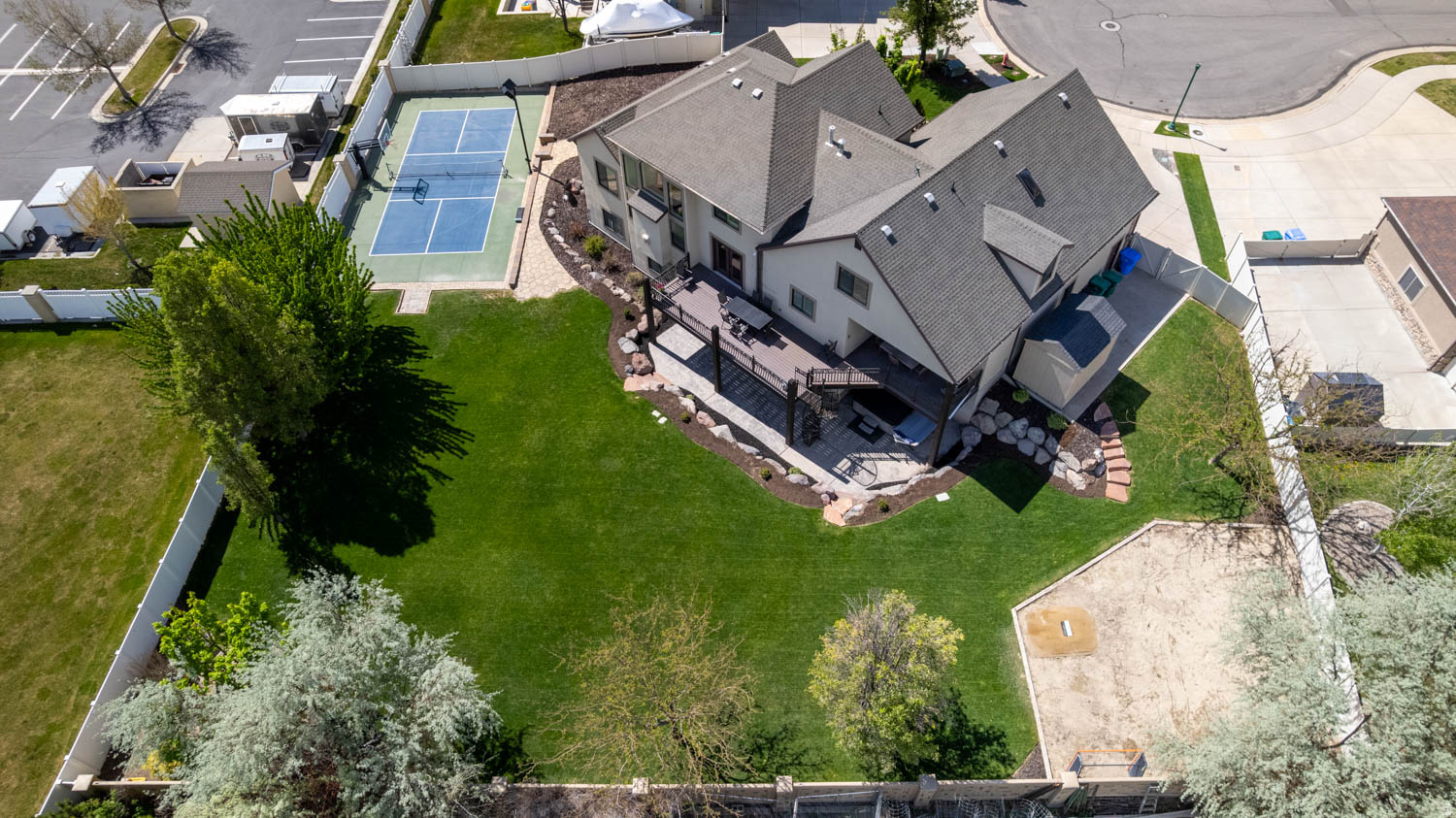 ASHBY ESATES - Residential
