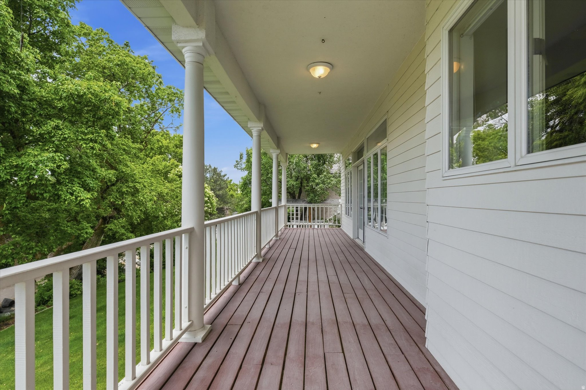 CASTLE HILLS - Residential