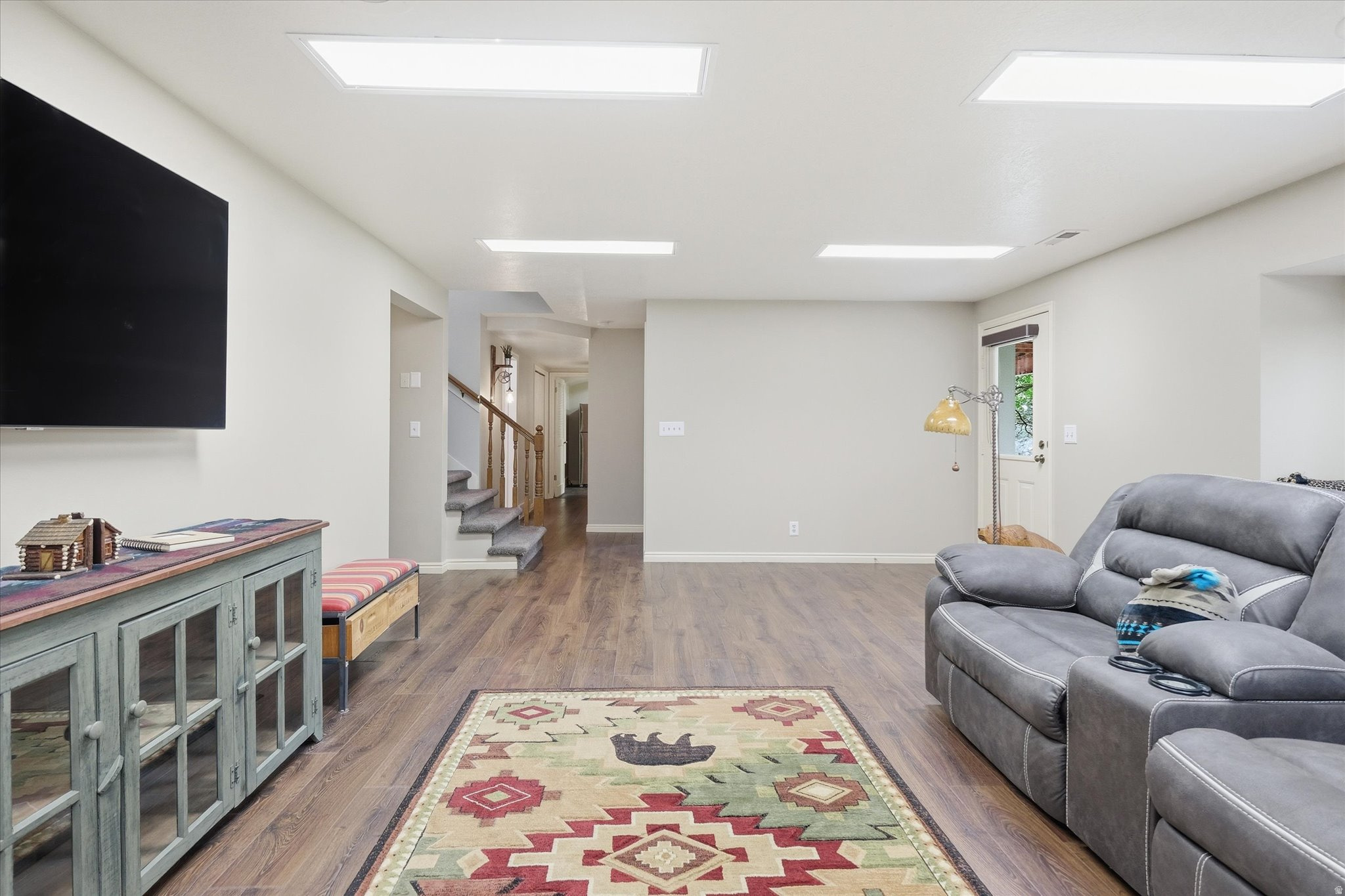 CASTLE HILLS - Residential