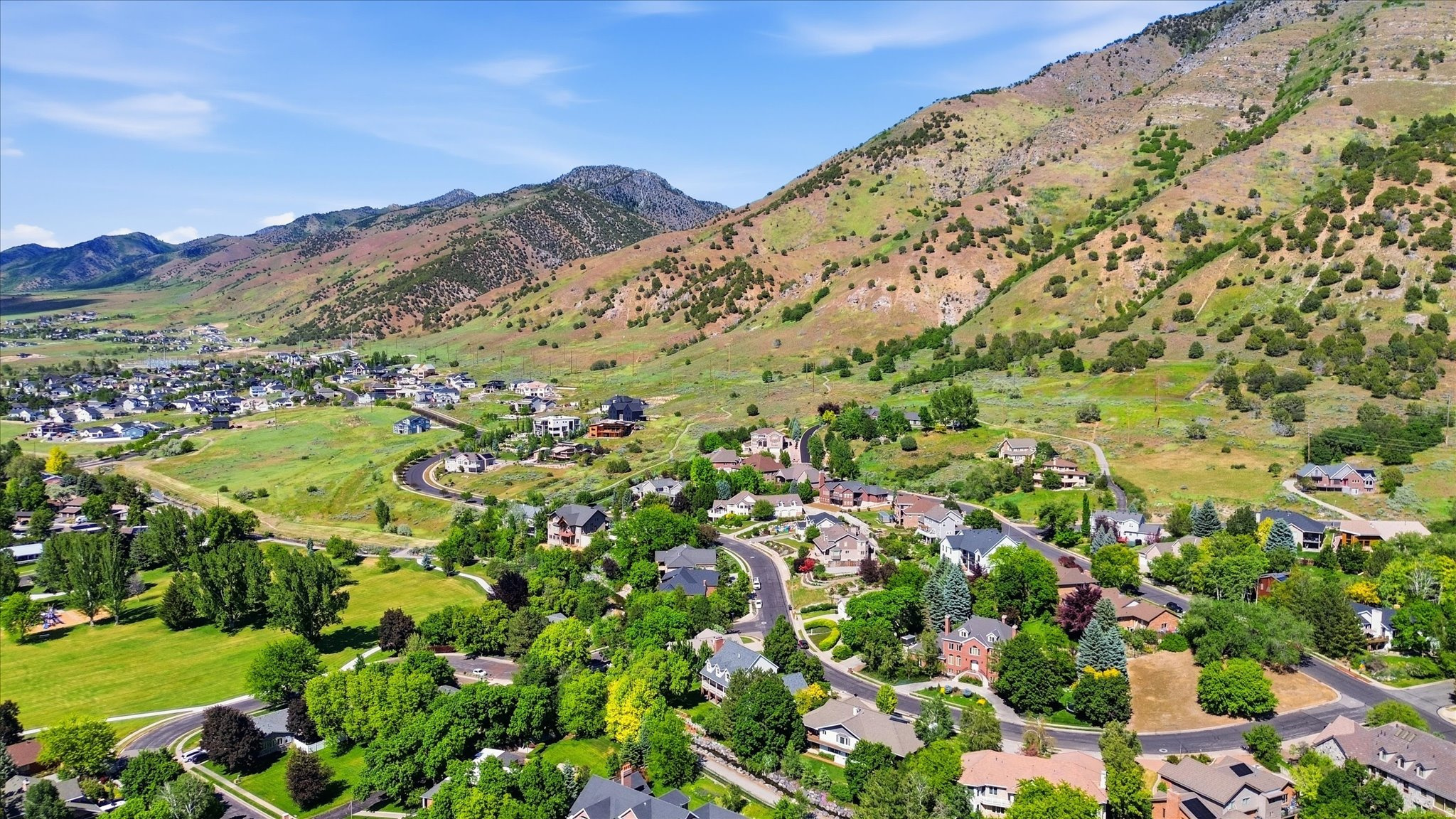 CASTLE HILLS - Residential