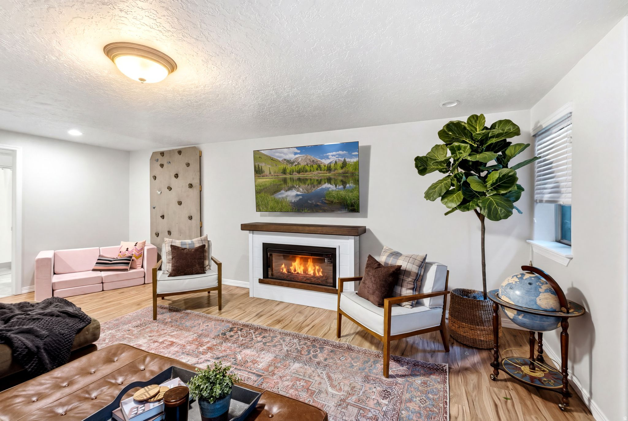 MEADOWS - Residential