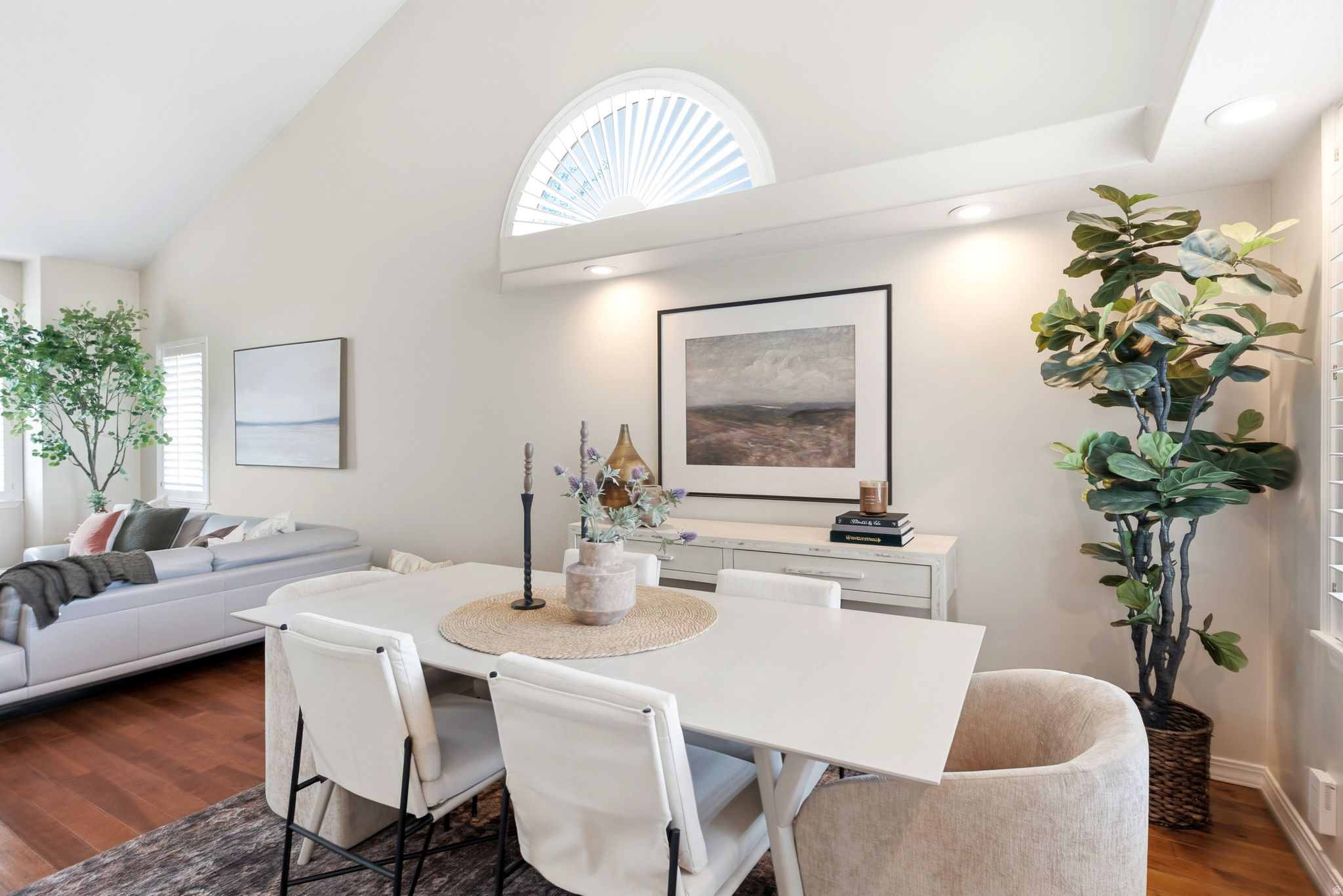 MEADOWS - Residential