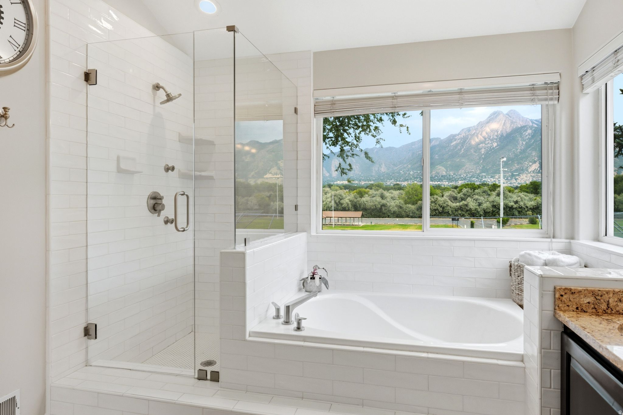 MEADOWS - Residential