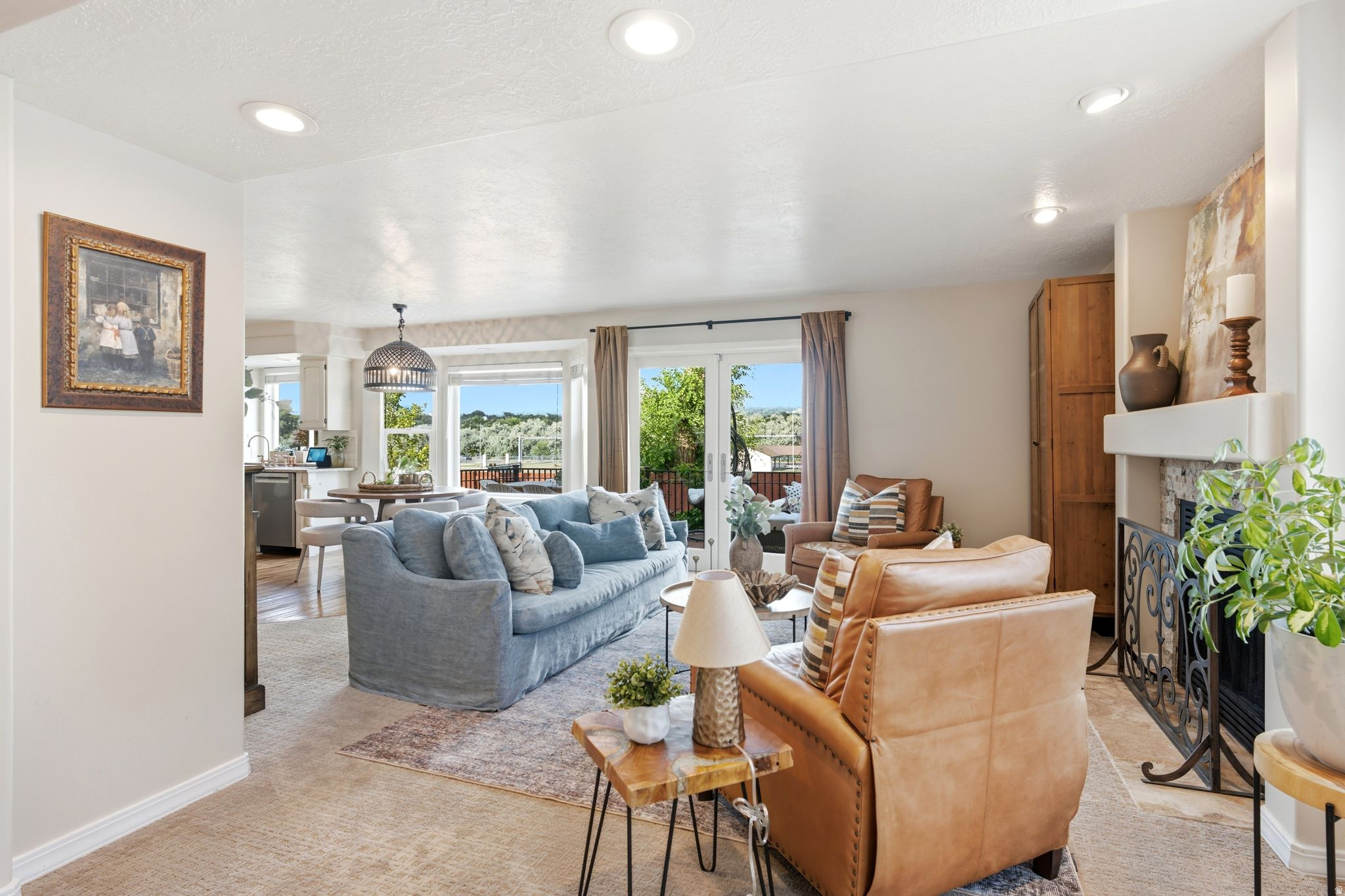 MEADOWS - Residential