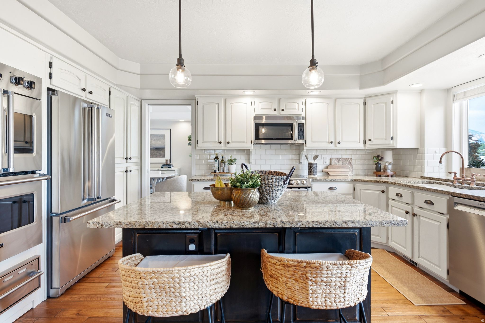 MEADOWS - Residential