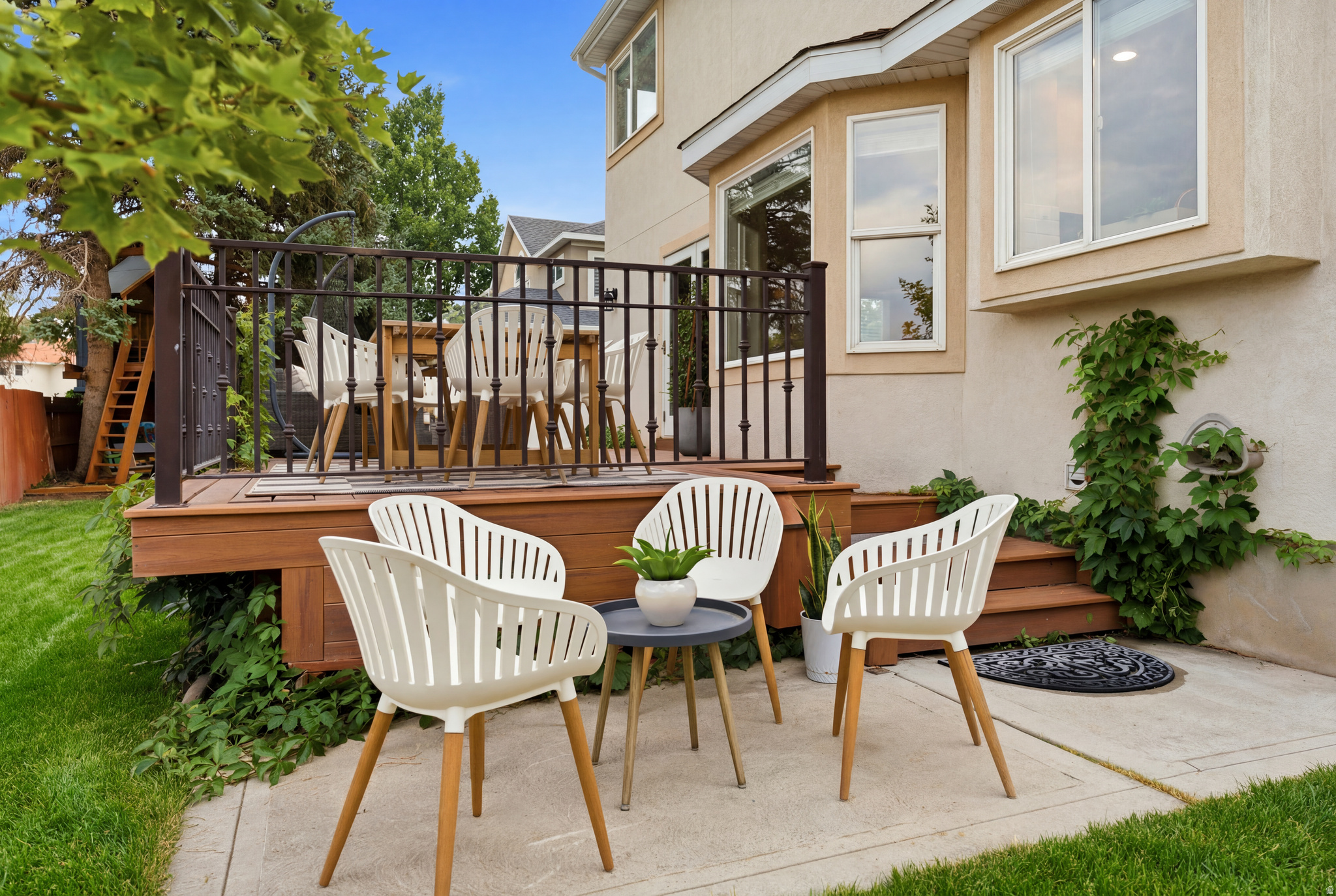 MEADOWS - Residential