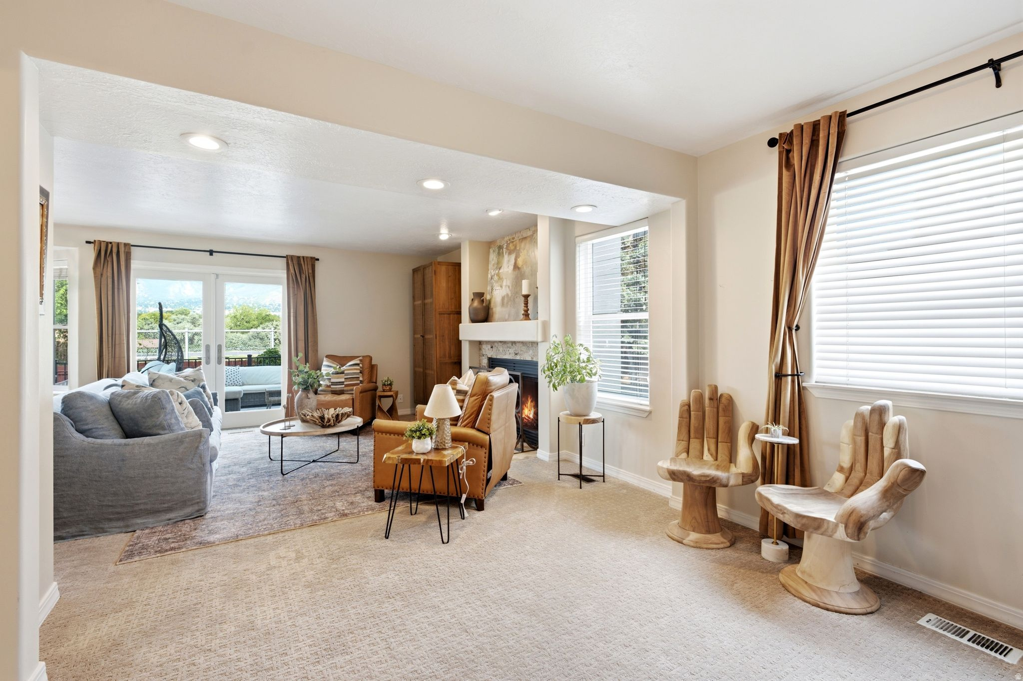 MEADOWS - Residential