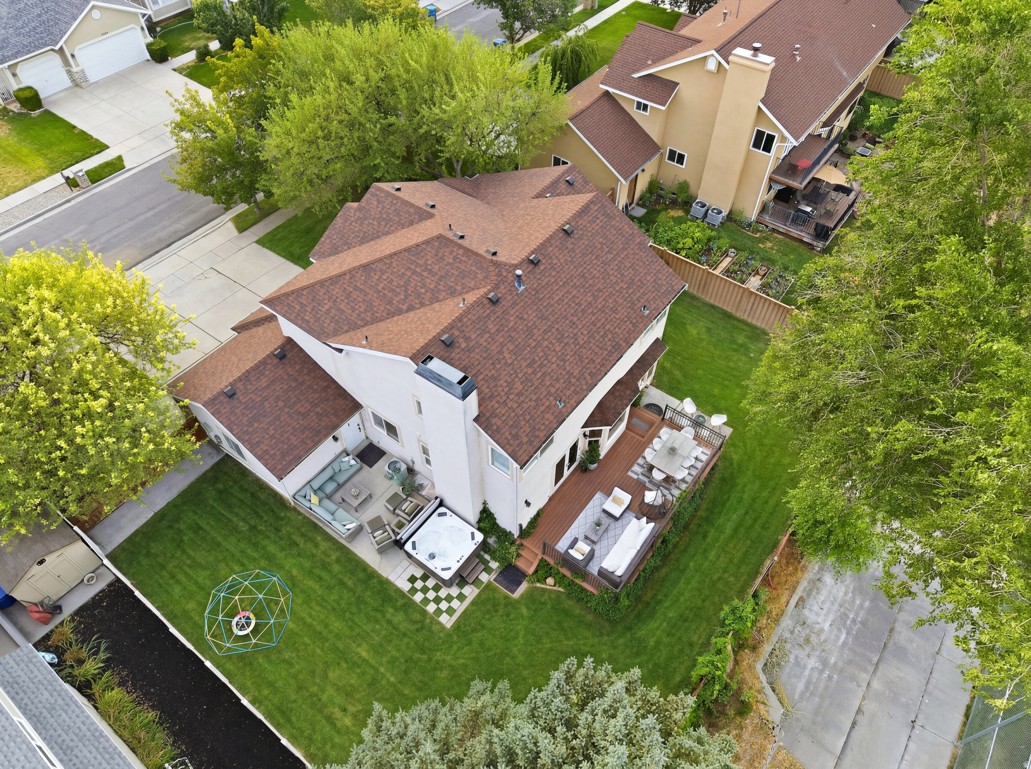 MEADOWS - Residential