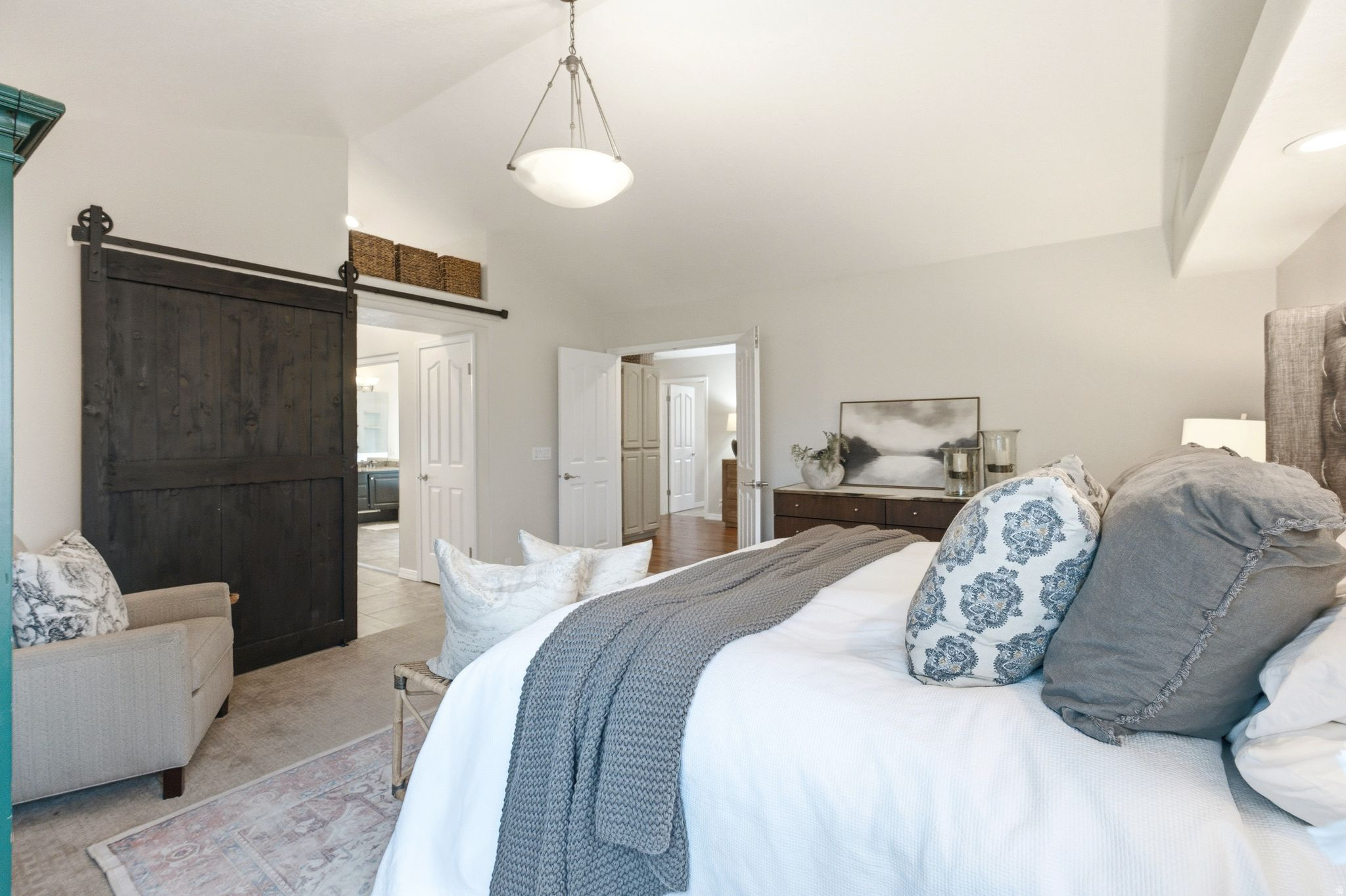 MEADOWS - Residential