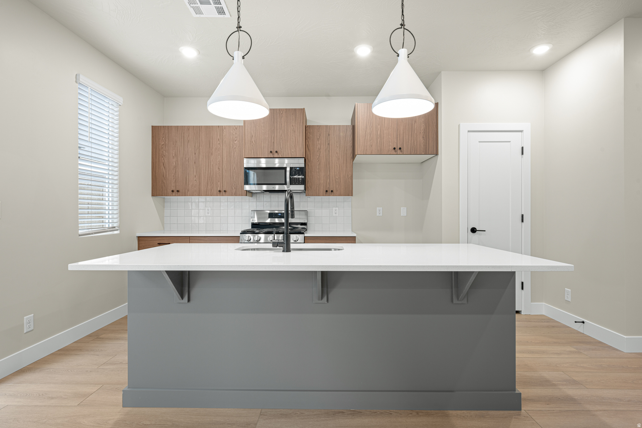 RISE AT CORAL CANYON - Residential