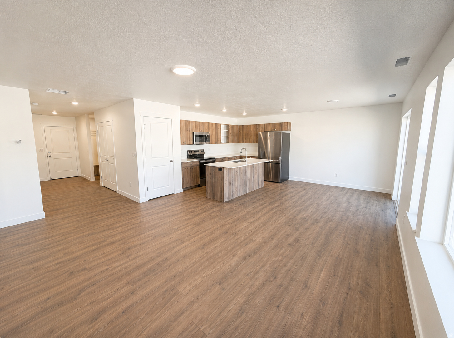 SUMMIT VIEW - Residential