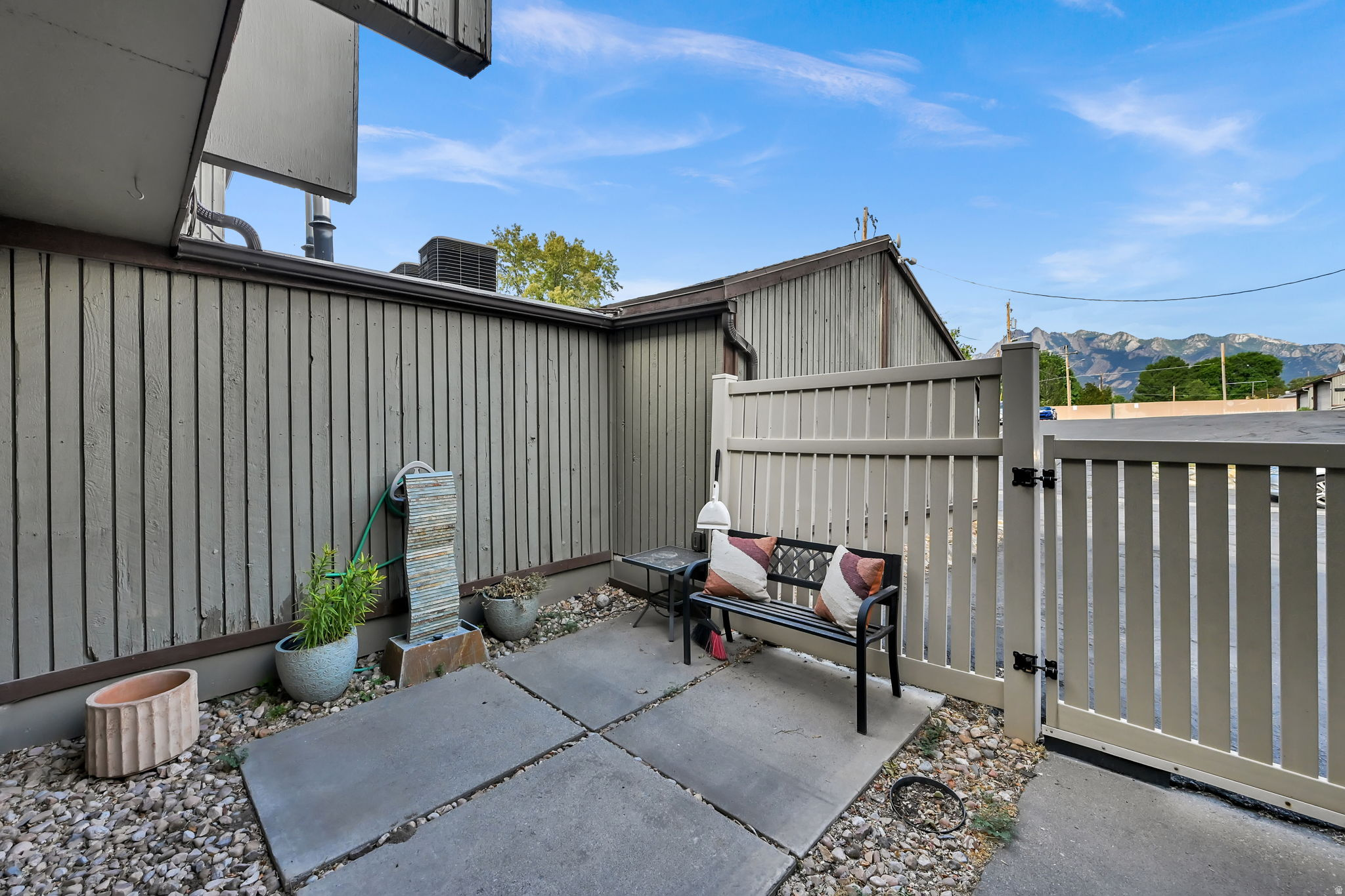 WILLOWS CONDM - Residential