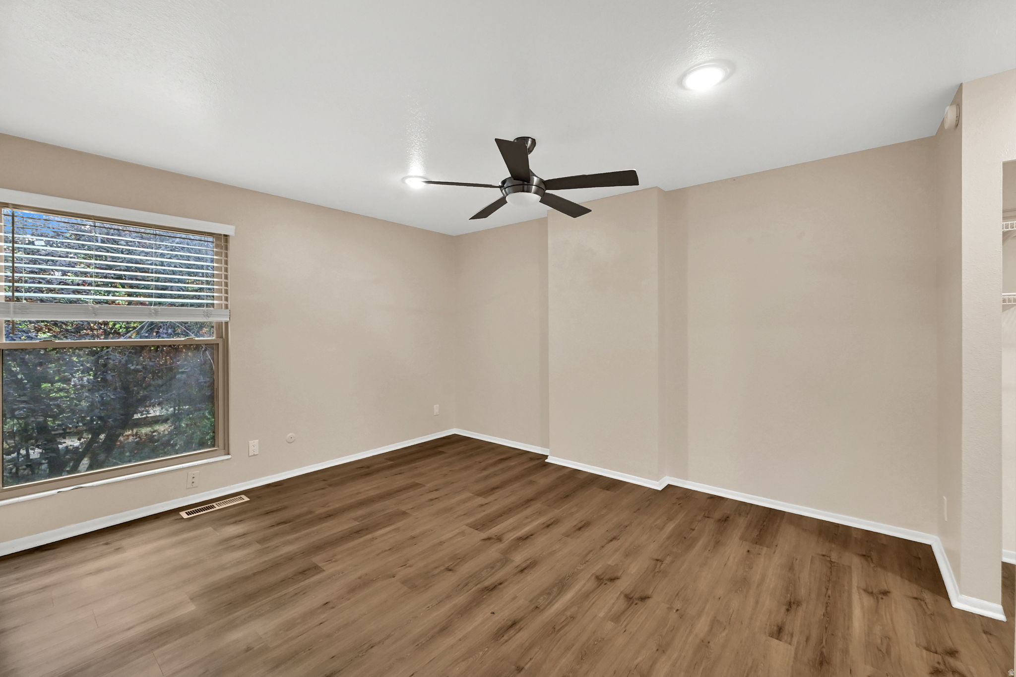 WILLOWS CONDM - Residential