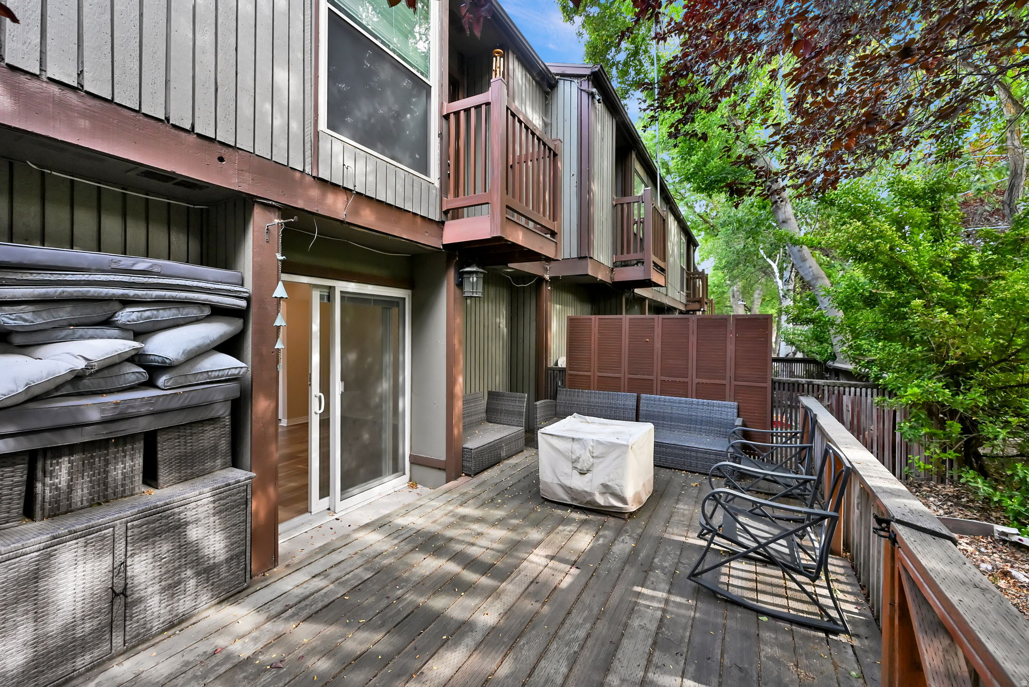 WILLOWS CONDM - Residential