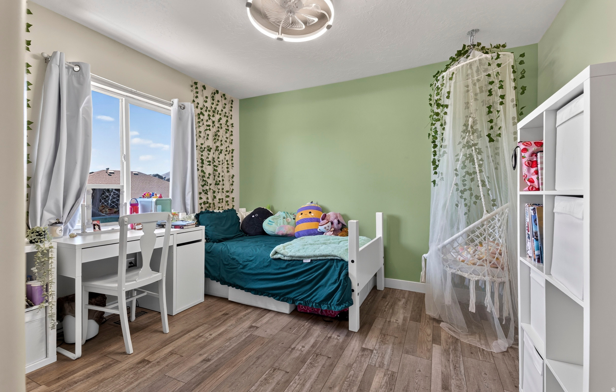 PARKSIDE ESTATES - Residential