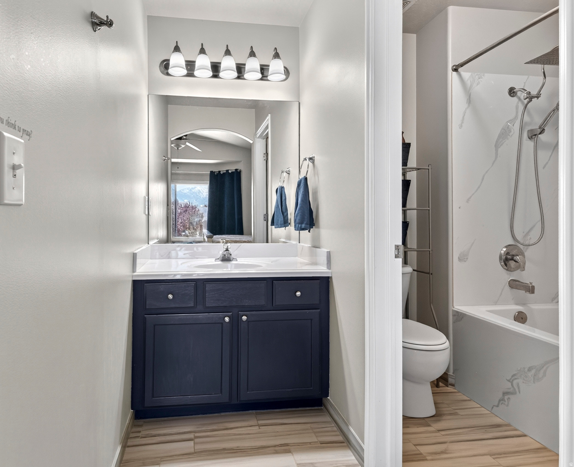 PARKSIDE ESTATES - Residential