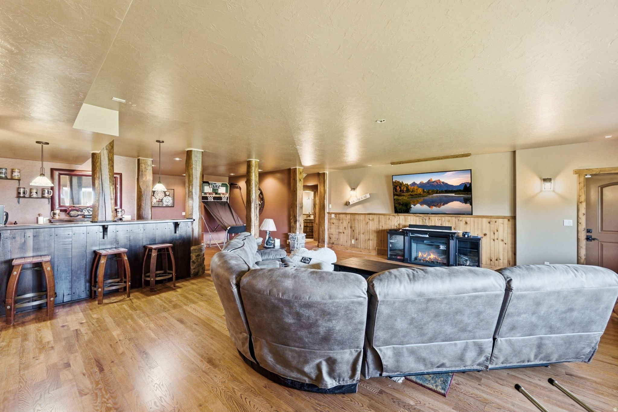 OMEGA SUB - Residential
