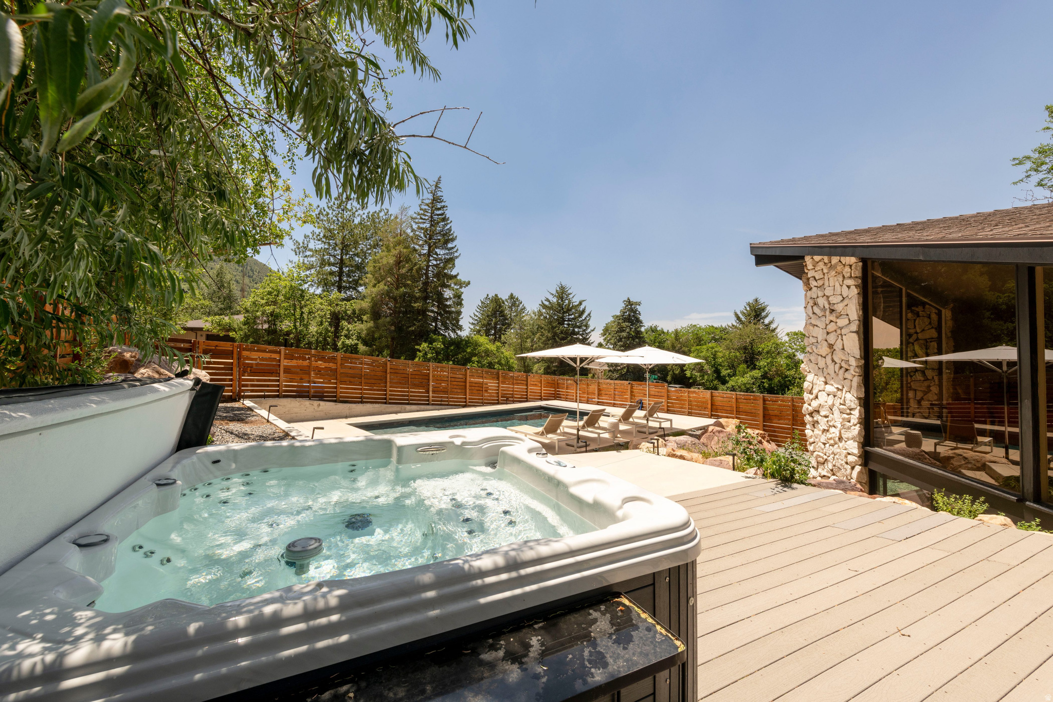 MOUNT OLYMPUS COVE #3 - Residential