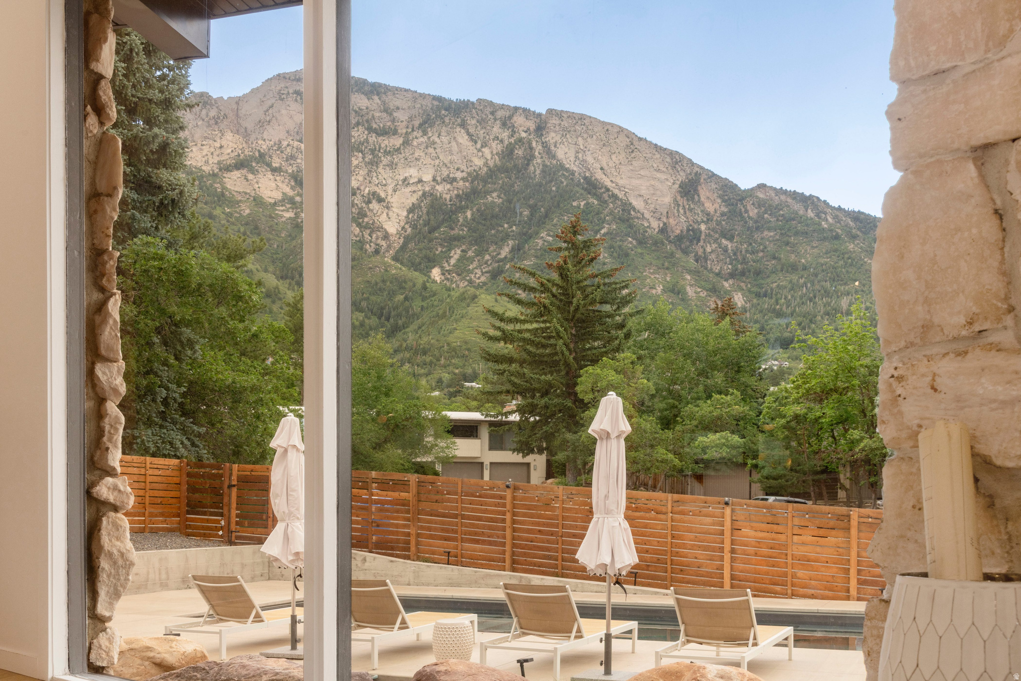 MOUNT OLYMPUS COVE #3 - Residential