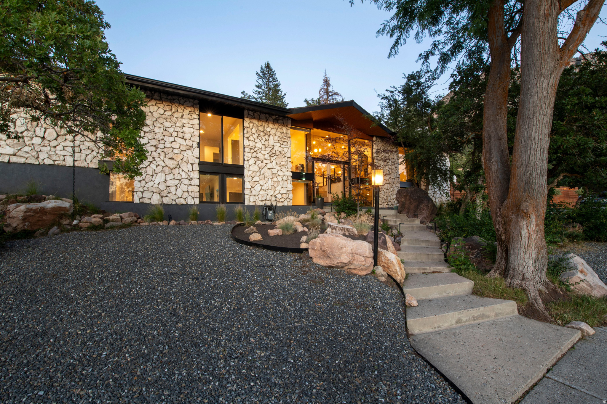 MOUNT OLYMPUS COVE #3 - Residential