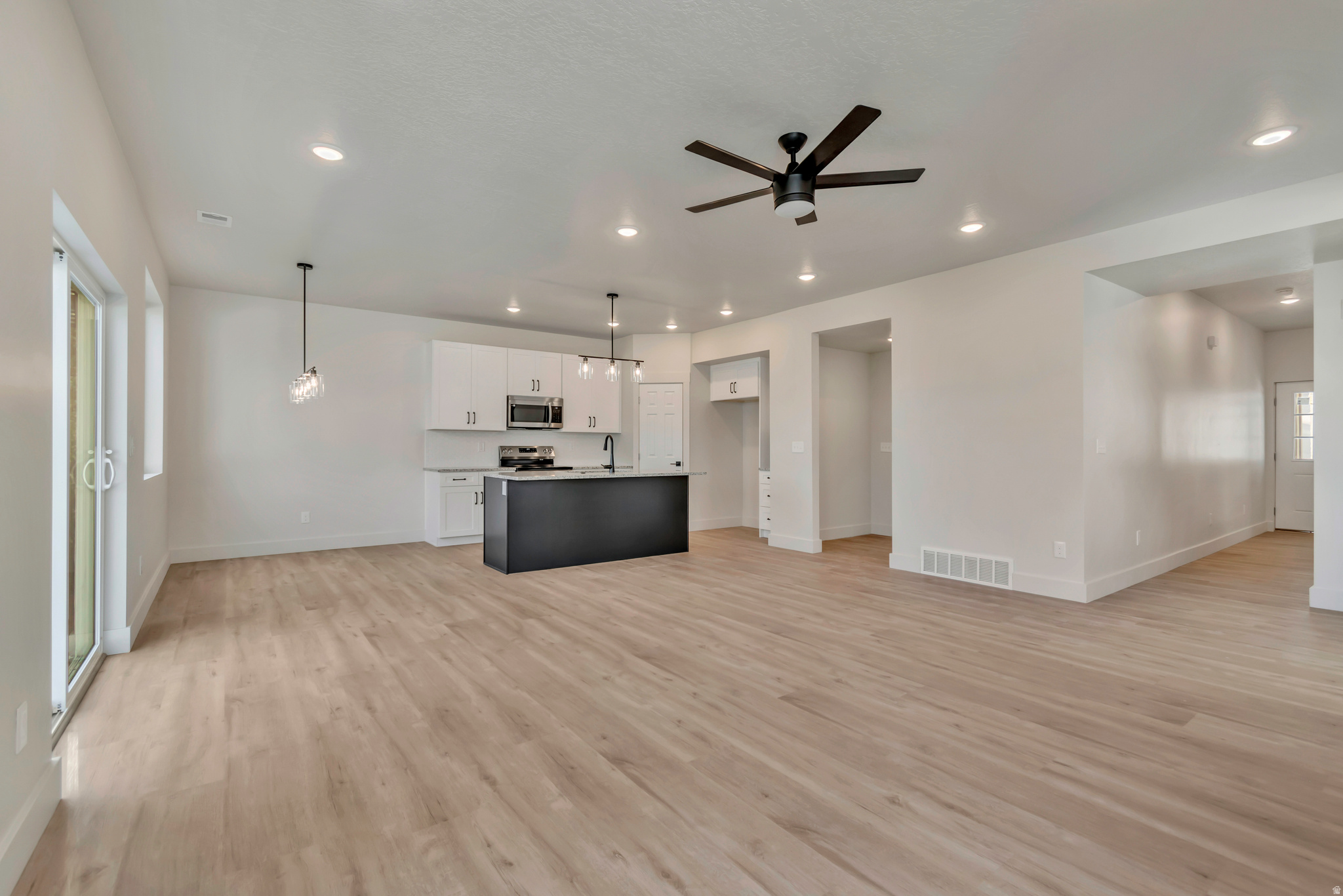 SUNRISE RANCH - Residential