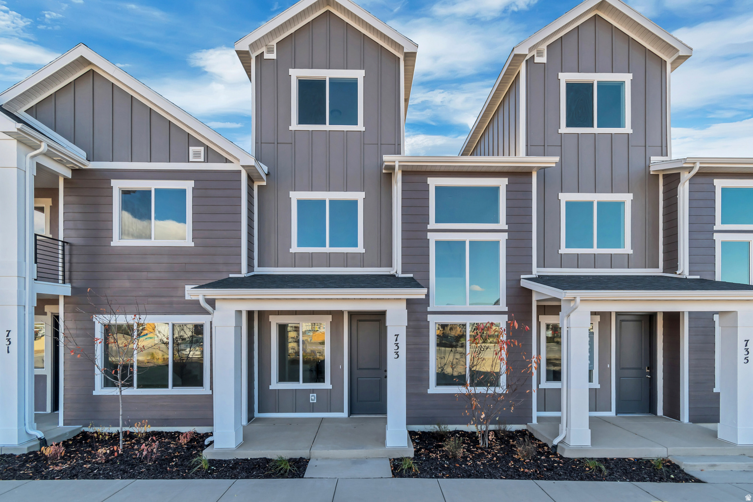 MEADOWBROOK - Residential