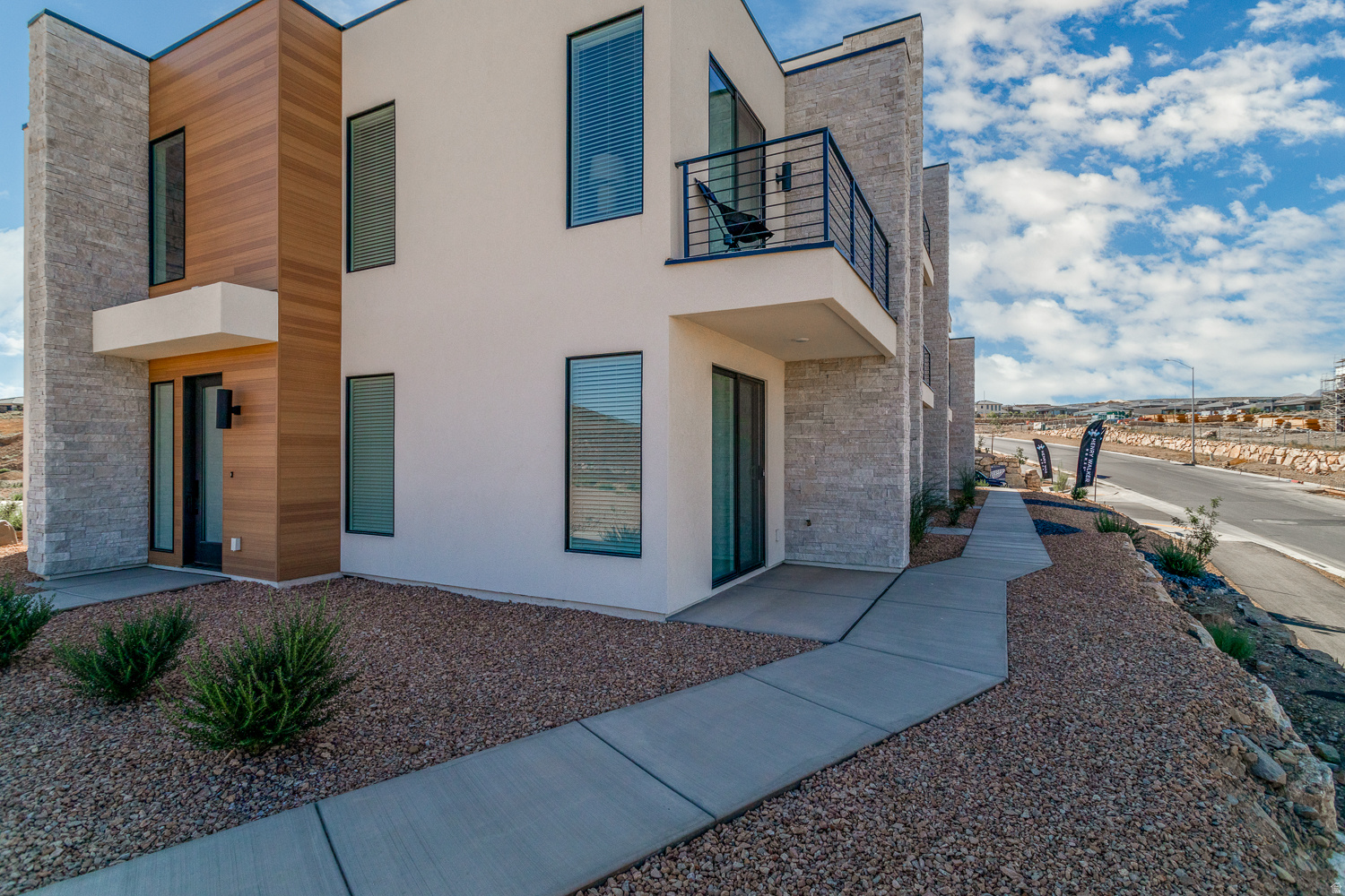 BECCO CREEK TOWNHOMES AT DIVARIO - Residential