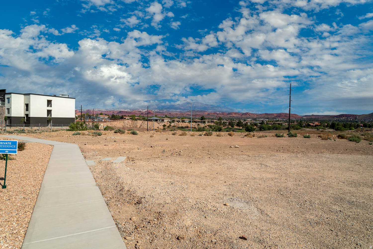 BECCO CREEK TOWNHOMES AT DIVARIO - Residential