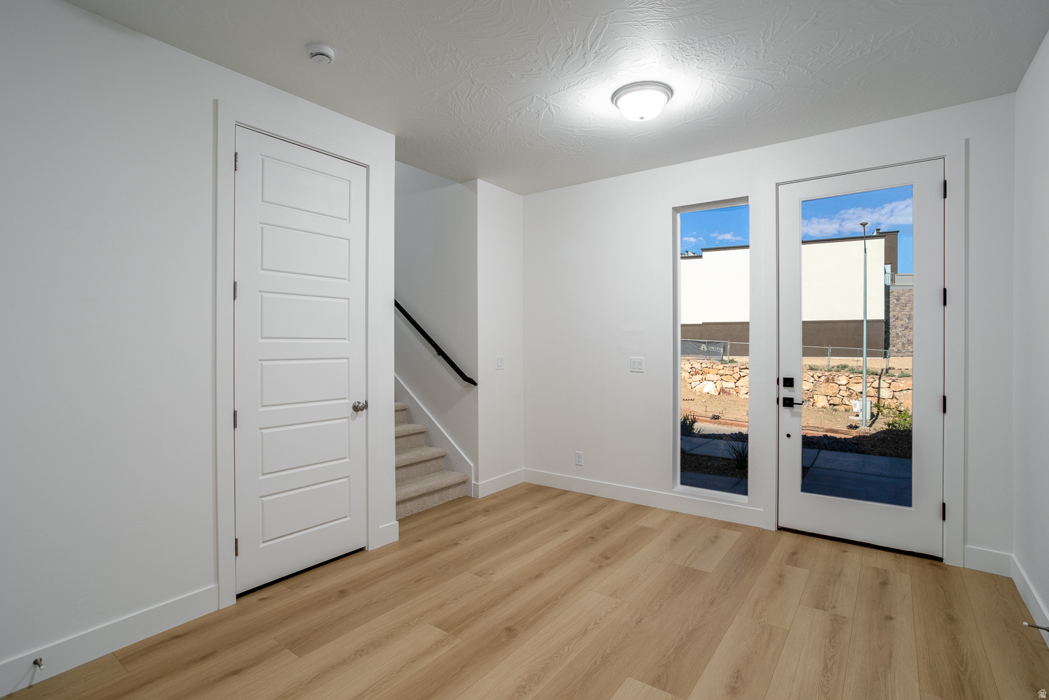 BECCO CREEK TOWNHOMES AT DIVARIO - Residential