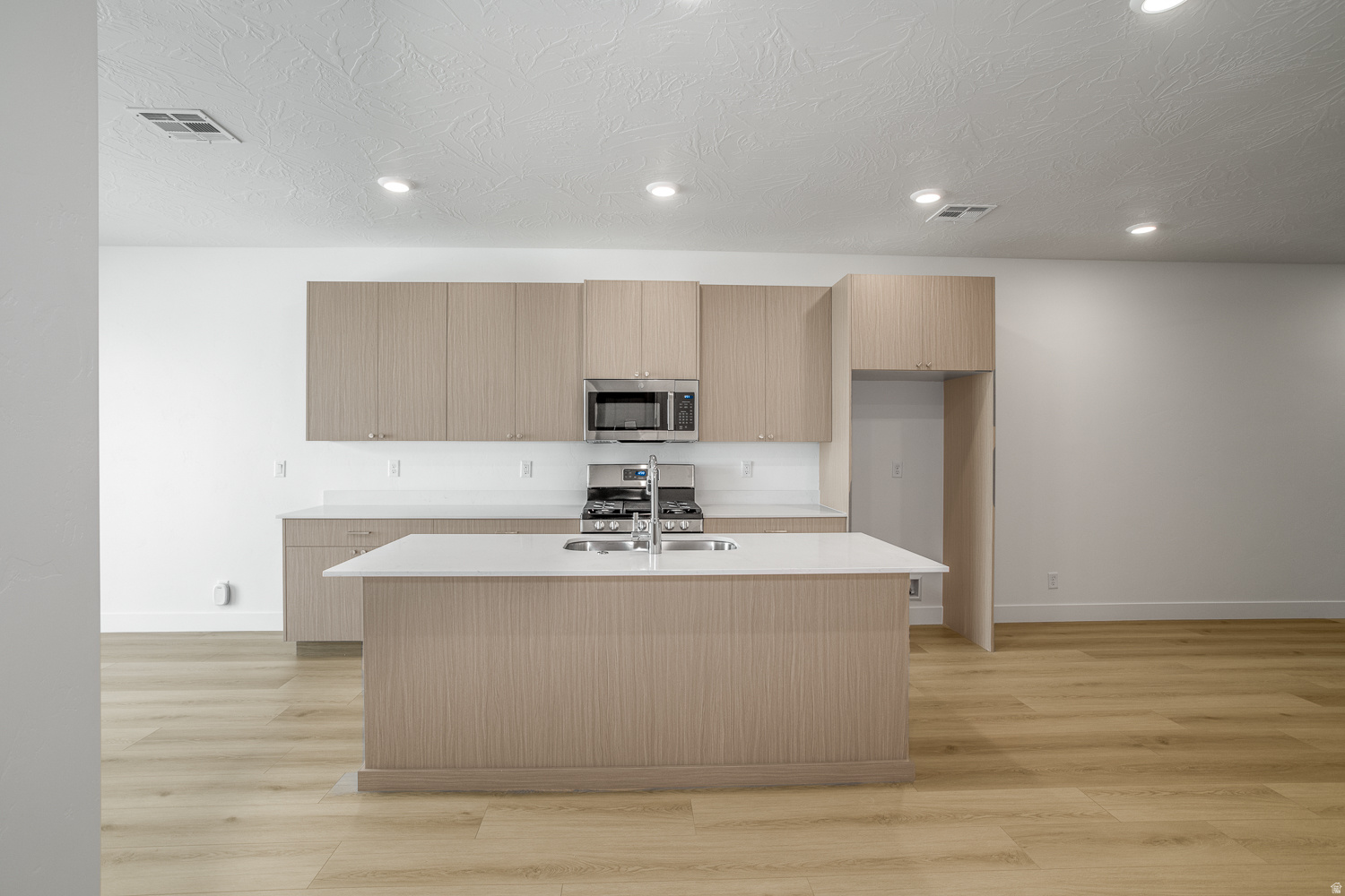 BECCO CREEK TOWNHOMES AT DIVARIO - Residential
