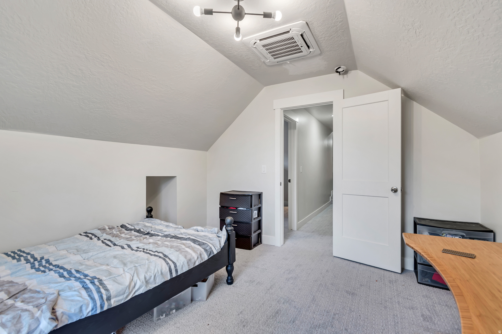 TIMP VISTA CIR - Residential