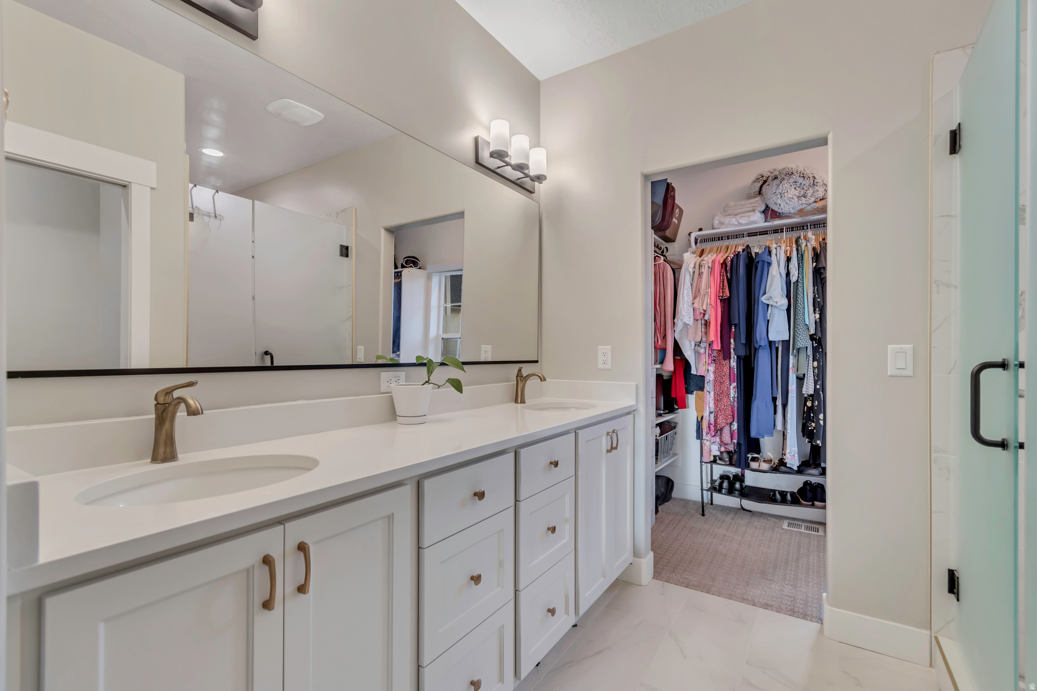 TIMP VISTA CIR - Residential