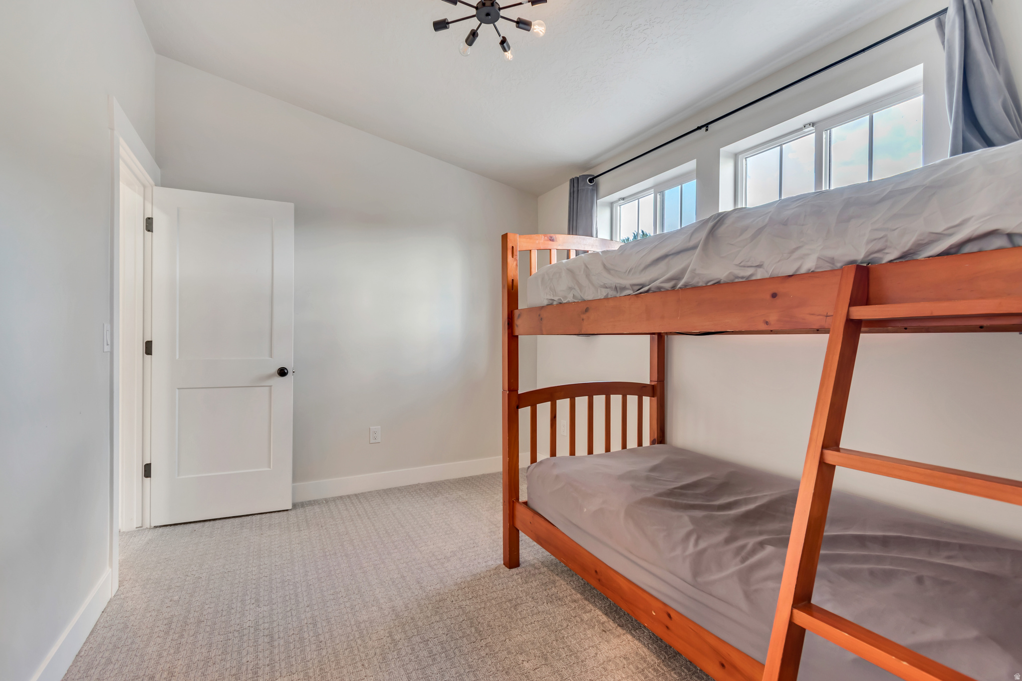 TIMP VISTA CIR - Residential