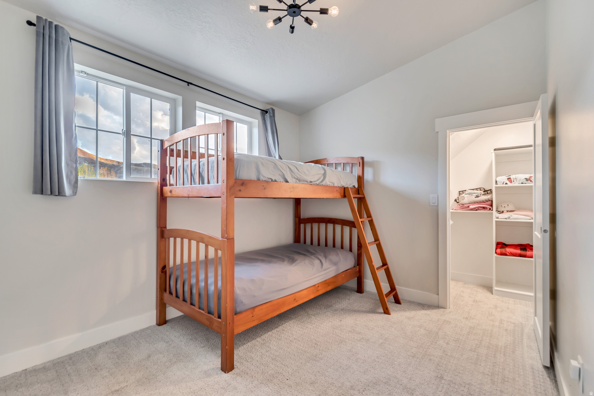 TIMP VISTA CIR - Residential