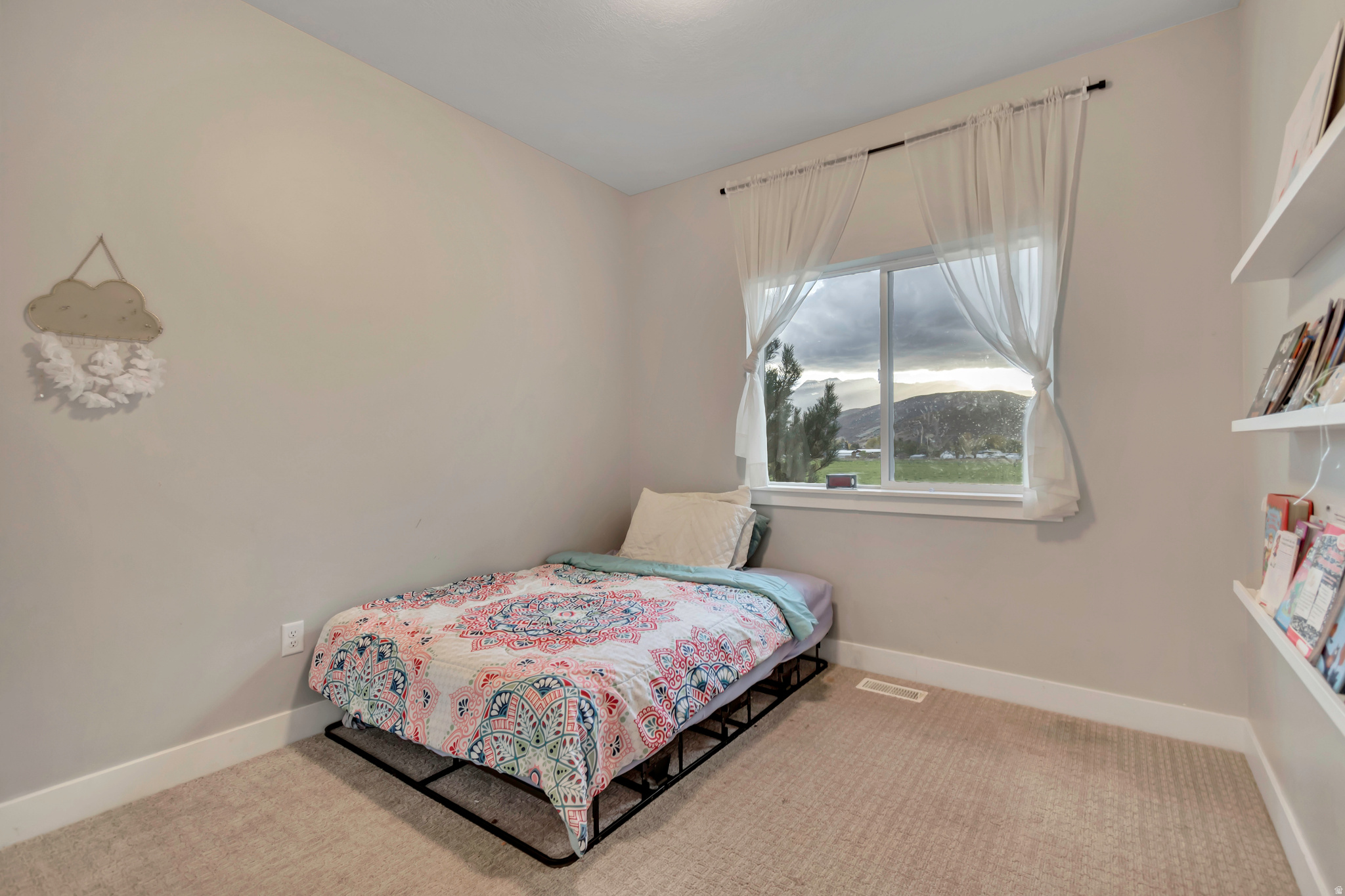 TIMP VISTA CIR - Residential