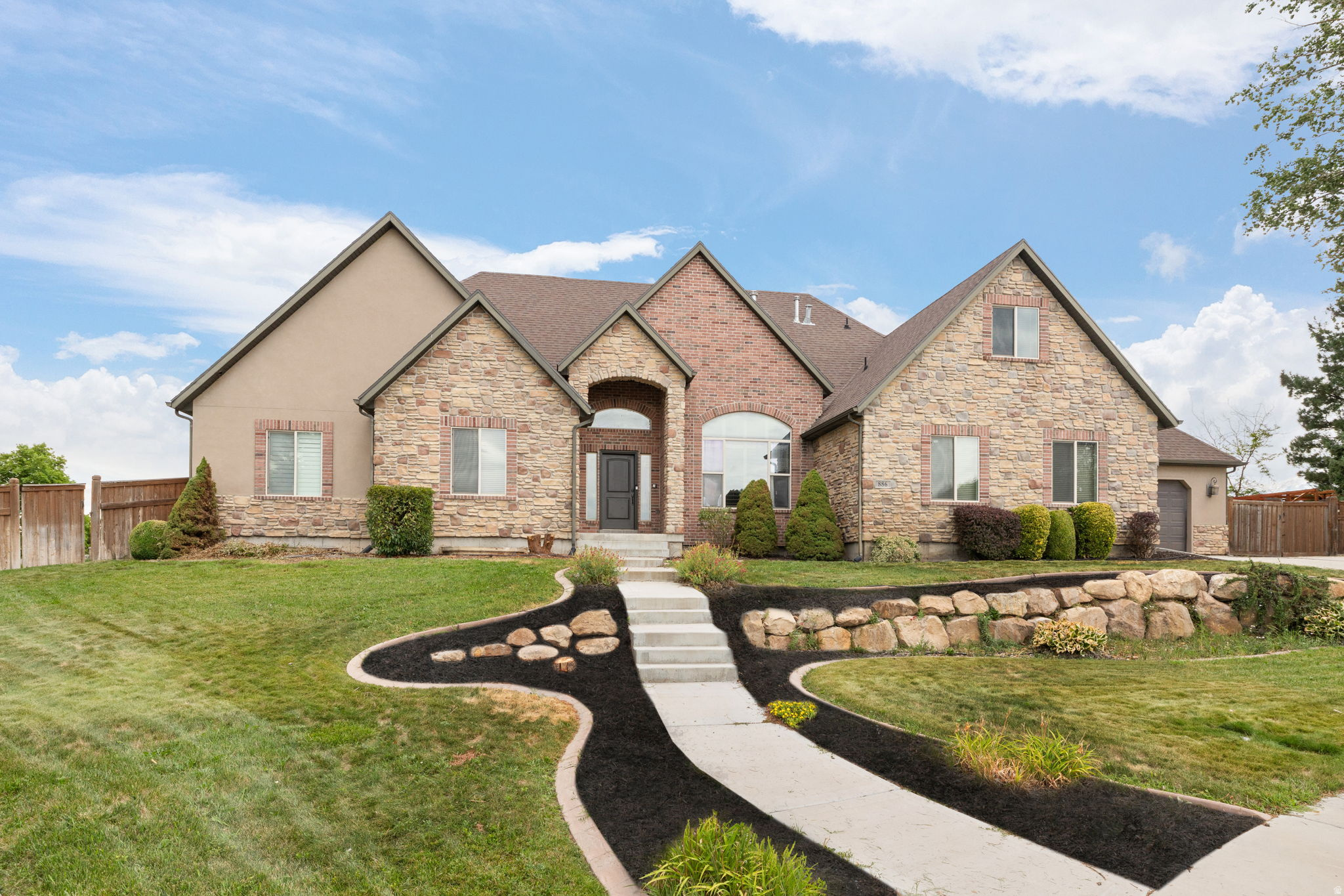 MITCHELL MEADOWS - Residential