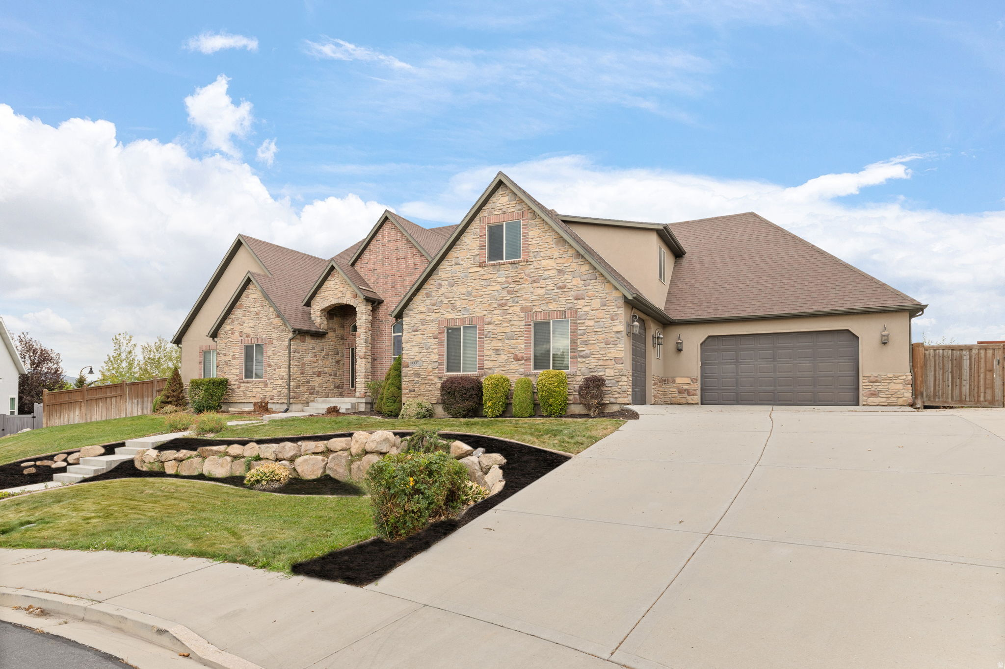 MITCHELL MEADOWS - Residential