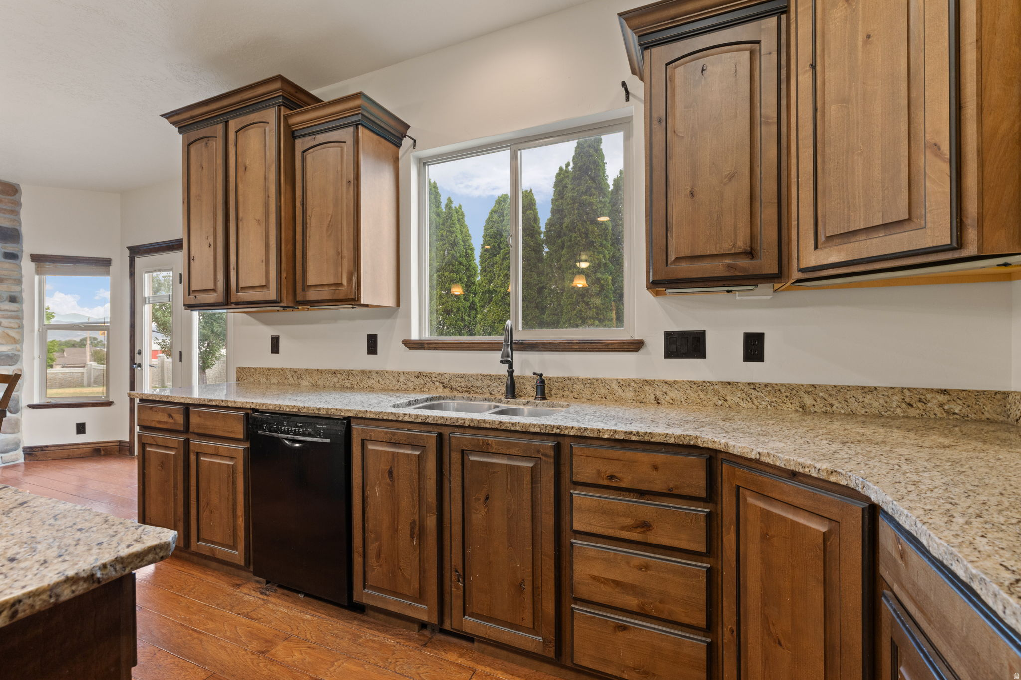 MITCHELL MEADOWS - Residential