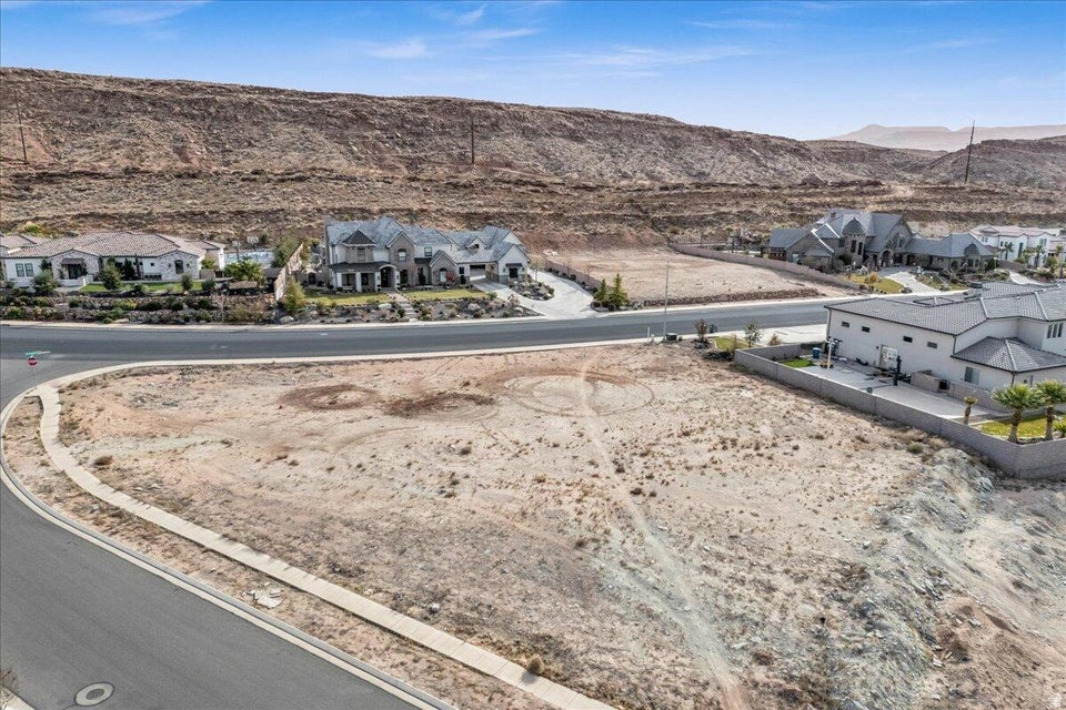 MEADOW VALLEY FARMS - Land