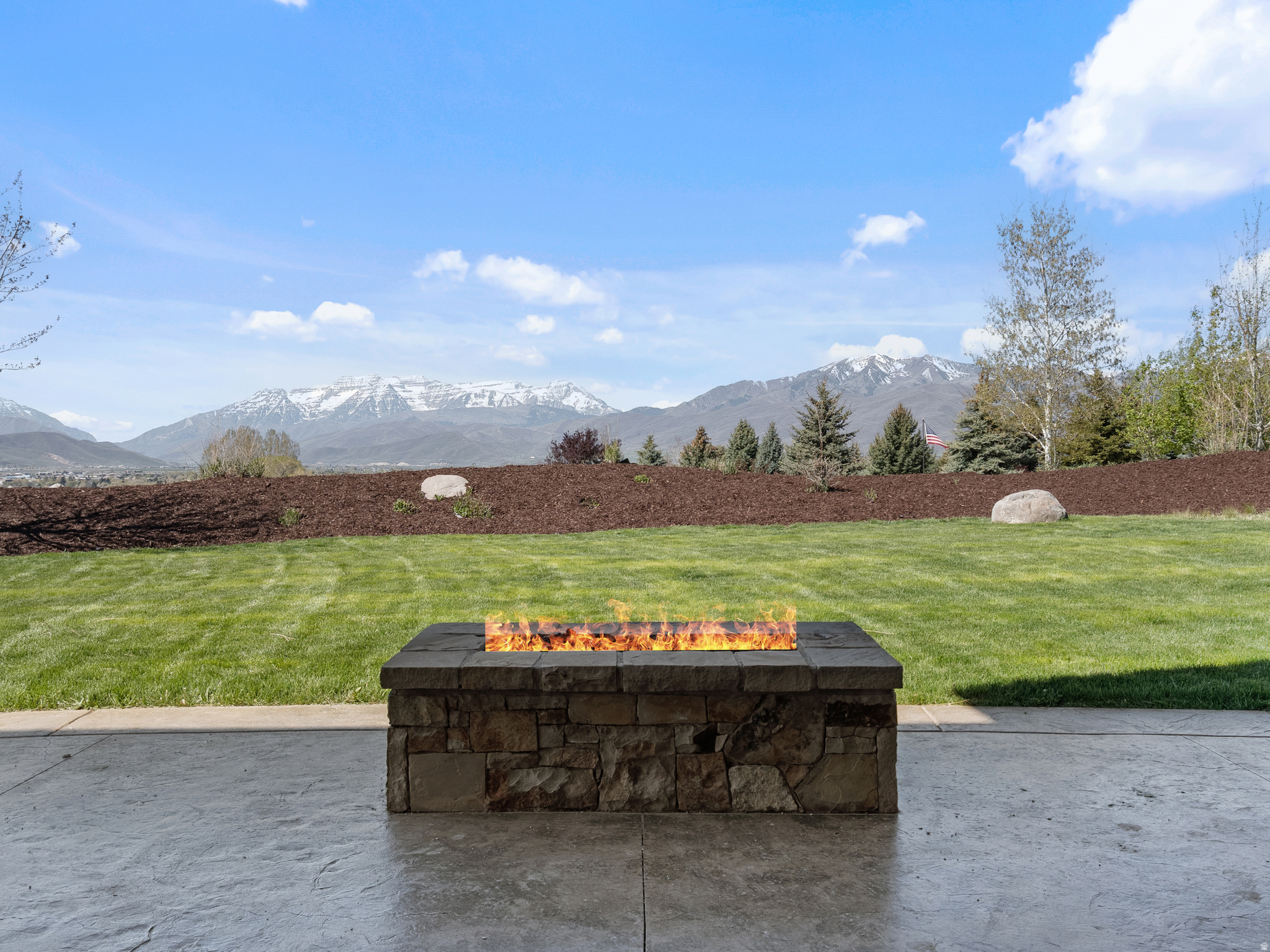 RED LEDGES - Residential