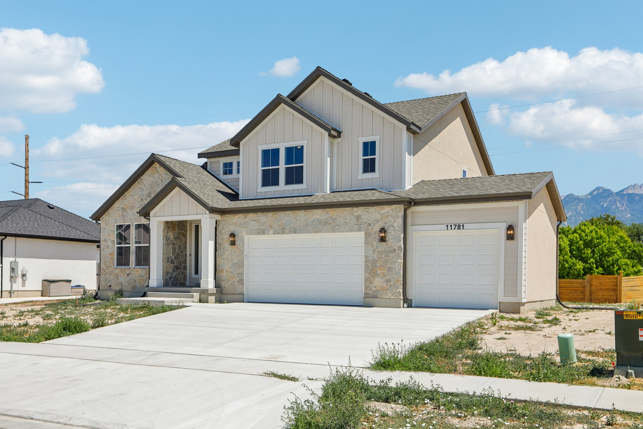BIG WILLOW CREEK318 - Residential