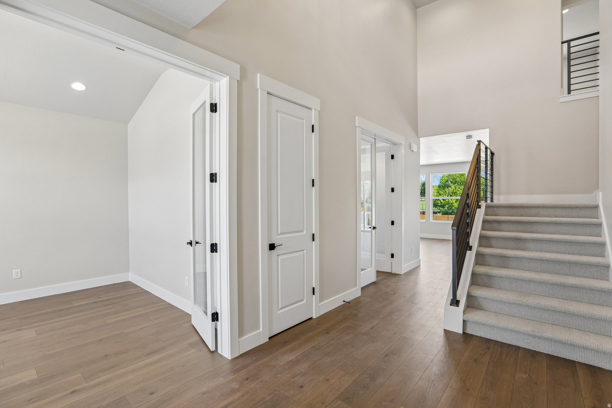 BIG WILLOW CREEK318 - Residential