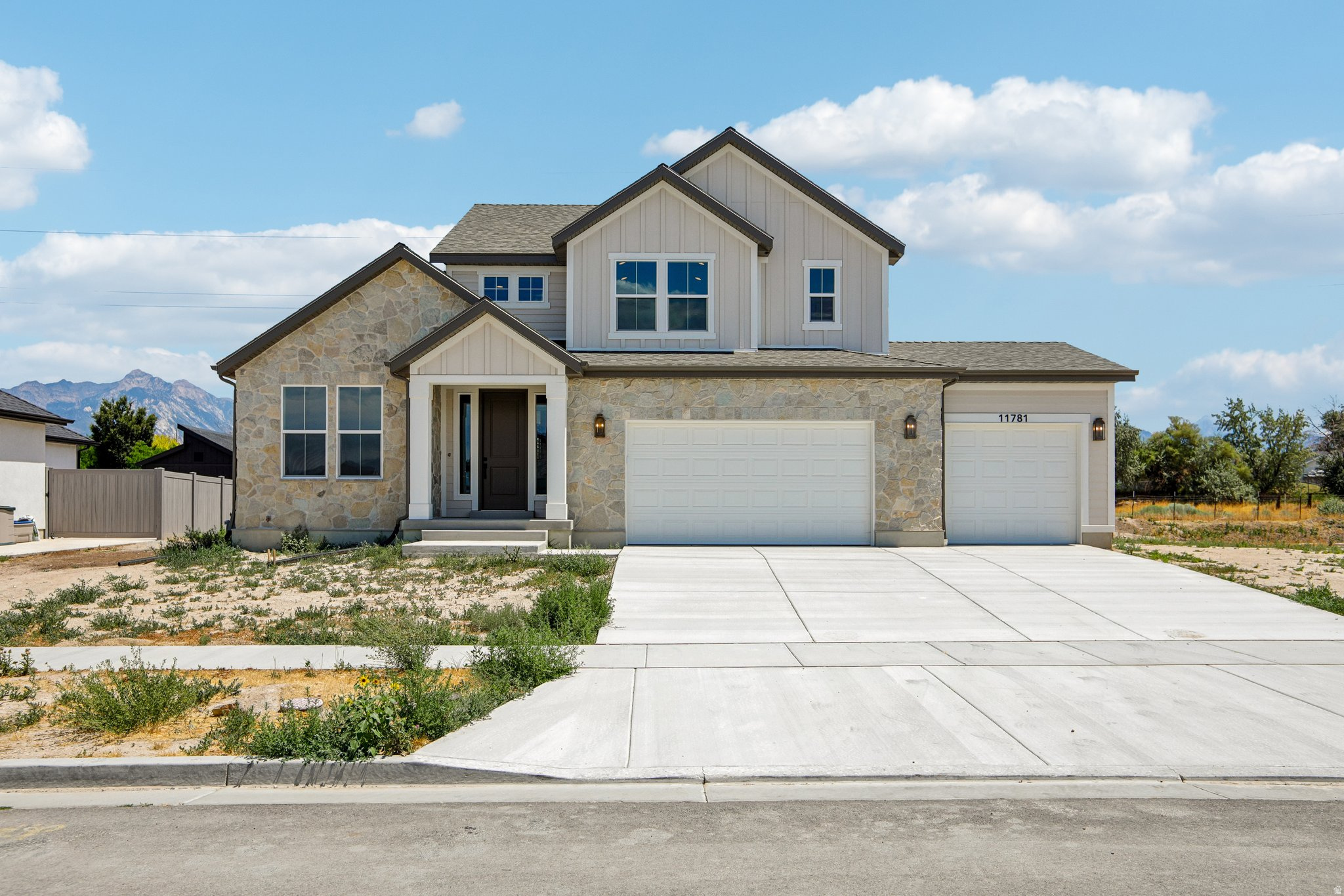 BIG WILLOW CREEK318 - Residential