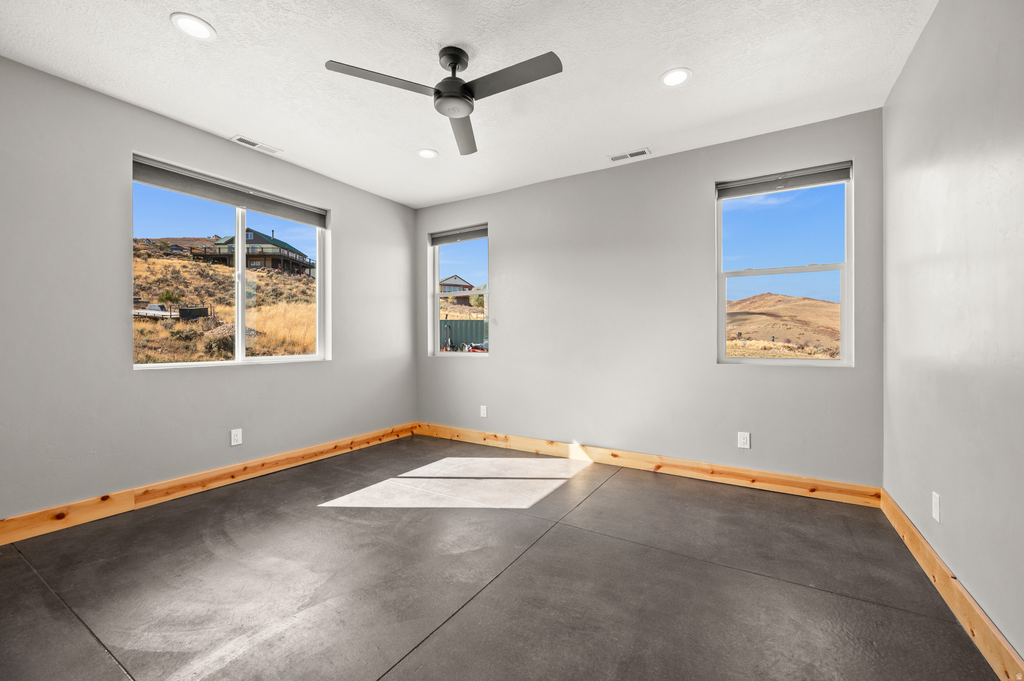 LAKE ROCKPORT ESTATES - Residential