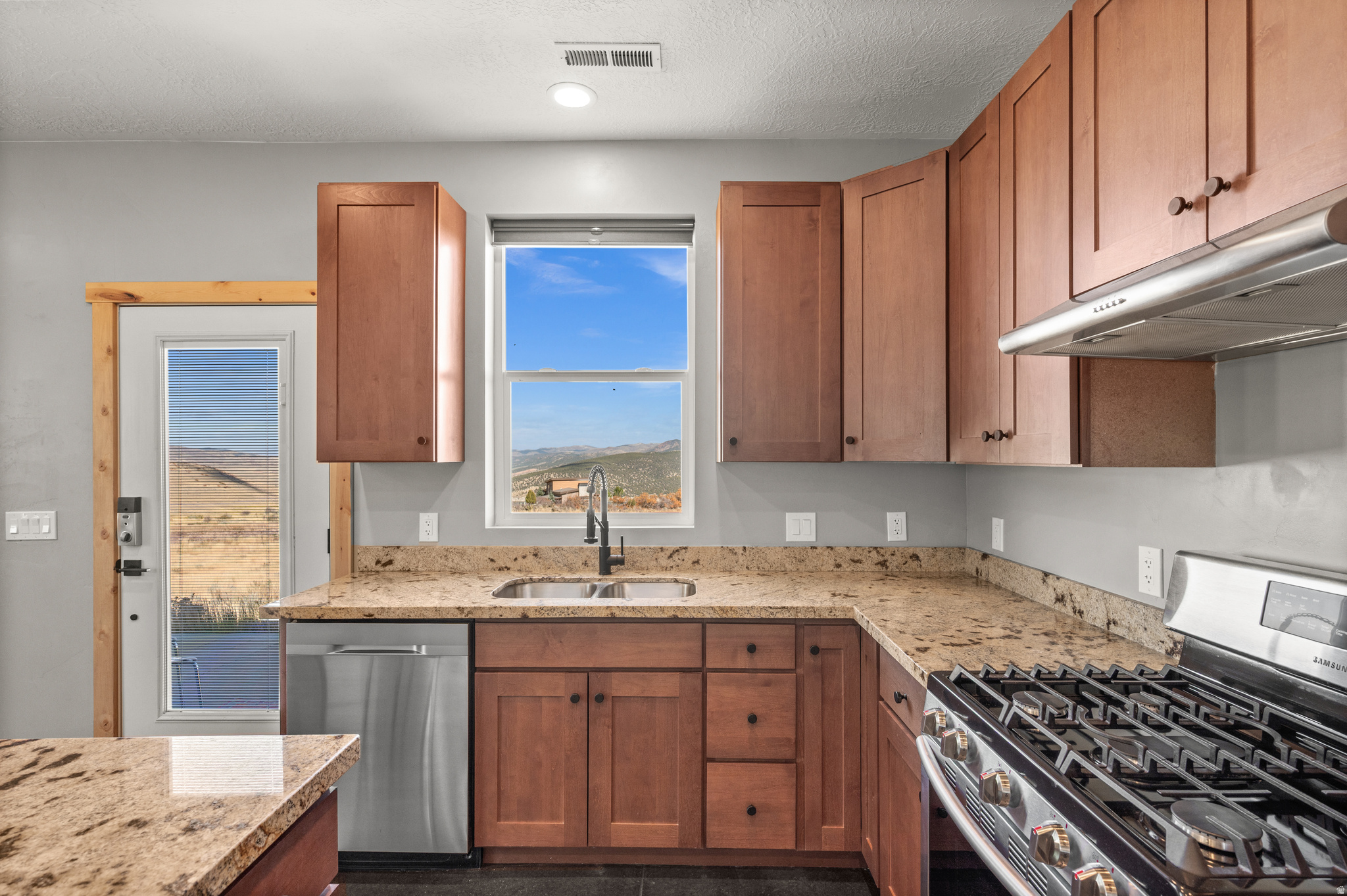 LAKE ROCKPORT ESTATES - Residential