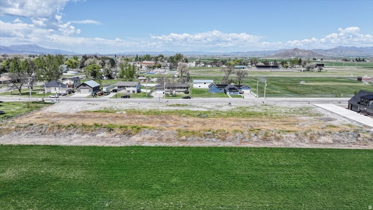 NORTH COUNTRY ESTATE - Land